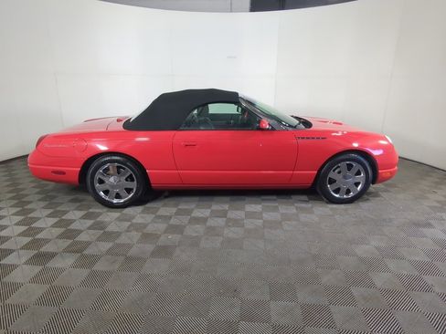 Used 2002 Ford Thunderbird image 3