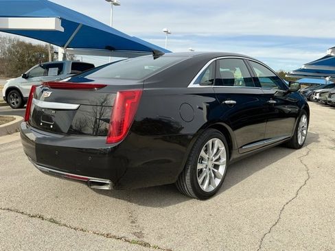 Used 2016 Cadillac XTS Luxury image 3