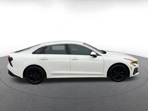 Used 2025 Kia K5 LXS image 16