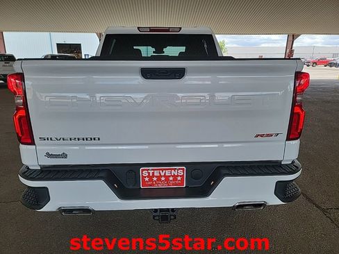 Used 2023 Chevrolet Silverado 1500 RST w/ Z71 Off-Road Package AWD/4WD image 9