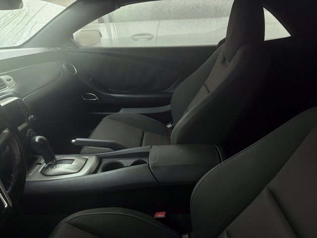 Used 2014 Chevrolet Camaro LT RWD image 9