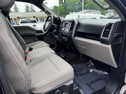 Used 2016 Ford F150 XLT AWD/4WD image 17
