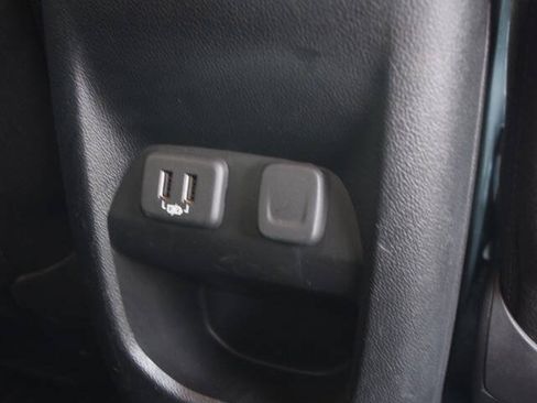 Used 2020 Chevrolet Colorado LT RWD image 46
