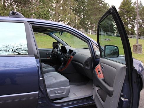 Used 1999 Lexus RX 300 4WD image 15