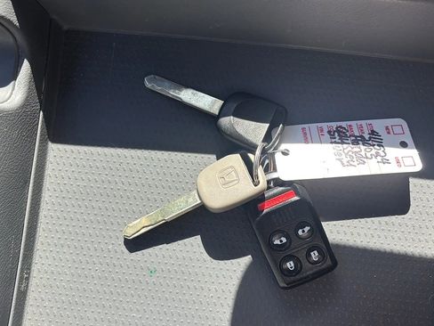 Used 2005 Honda Odyssey EX image 30