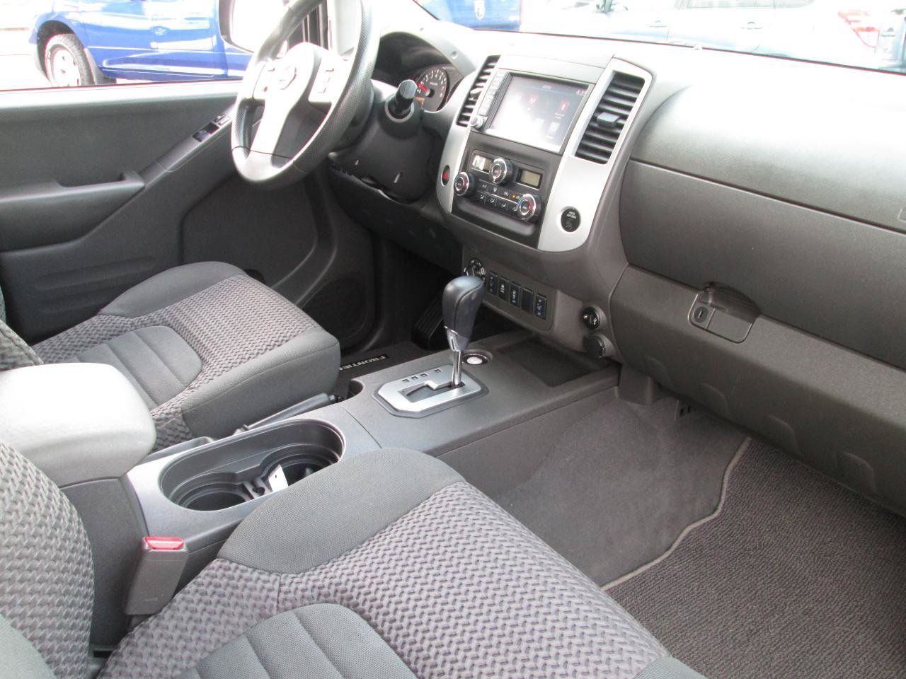Used 2020 Nissan Frontier SV AWD/4WD image 30