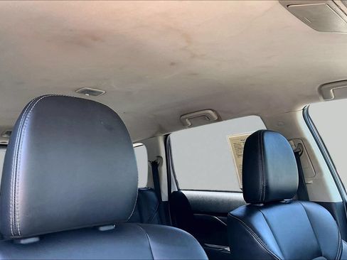 Used 2020 Mitsubishi Outlander SE AWD/4WD image 28