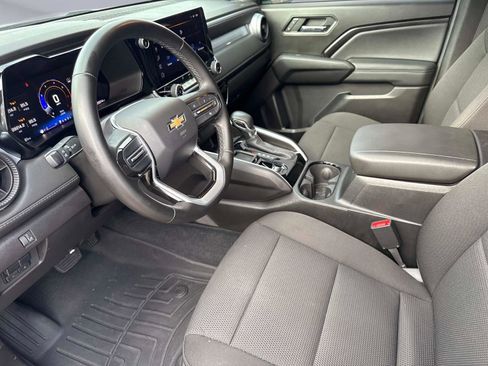 Used 2024 Chevrolet Colorado LT image 21