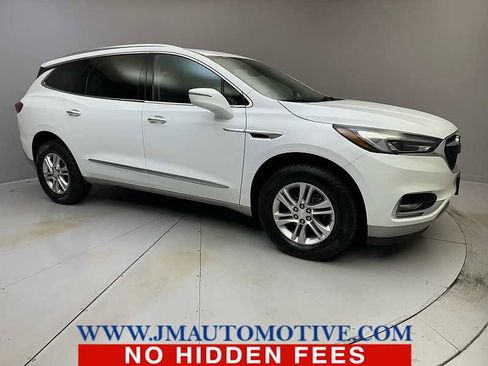 Used 2021 Buick Enclave Essence image 7