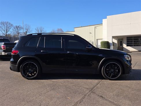 Certified 2022 Mercedes-Benz GLB 35 AMG 4MATIC image 6