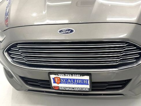 Used 2013 Ford Fusion SE image 18