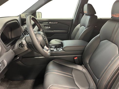 New 2026 Honda Pilot TrailSport image 16