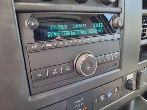 New 2025 Chevrolet Express 3500 w/ Power Convenience Package image 34