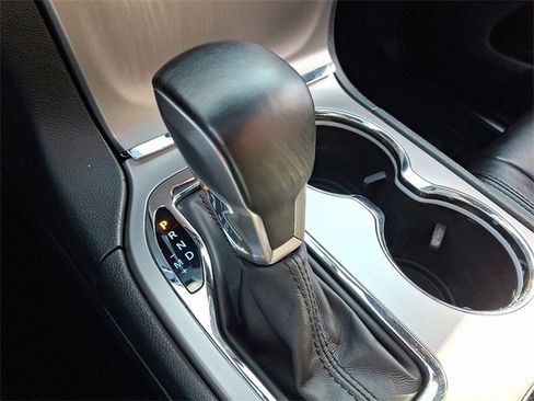 Used 2021 Jeep Grand Cherokee Limited image 15