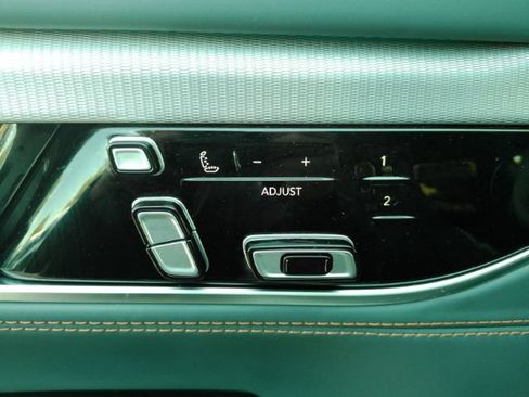 Used 2022 Jeep Grand Wagoneer Series III w/ Rear Seat Video Group 1 AWD/4WD image 20