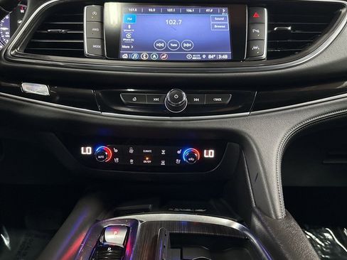Used 2022 Buick Enclave Avenir w/ Avenir Technology Package image 23