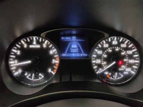 Used 2020 Nissan Pathfinder SV AWD/4WD image 23