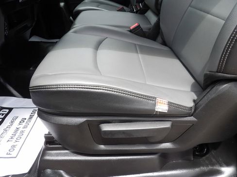 Used 2022 RAM 4500 Tradesman RWD image 18