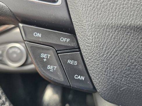 Used 2018 Ford Escape Titanium FWD image 22