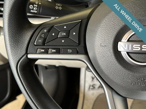 Used 2023 Nissan Altima 2.5 SV image 10