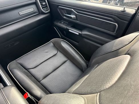 Used 2023 RAM 1500 Laramie image 15