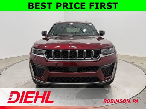 New 2026 Jeep Grand Cherokee Limited AWD/4WD image 2