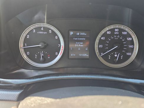 Used 2019 Hyundai Sonata SE w/ Cargo Package image 13