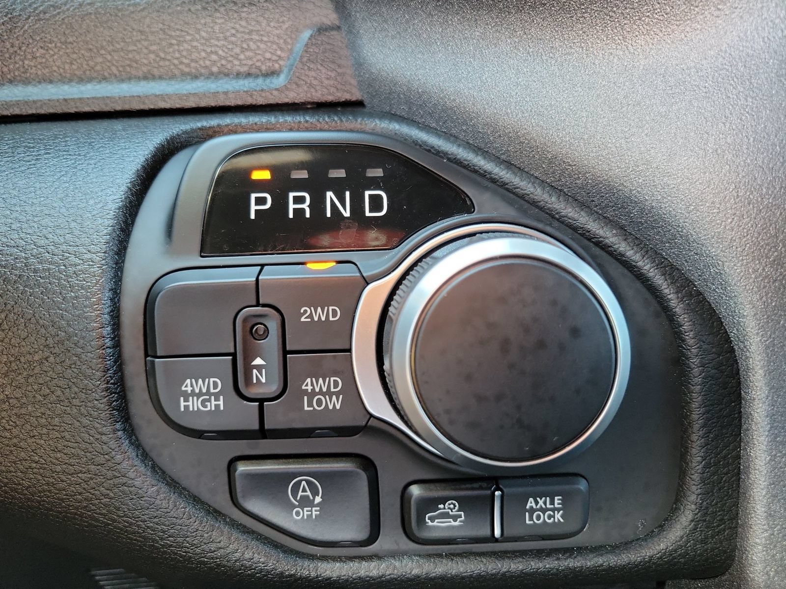 Used 2025 RAM 1500 Warlock AWD/4WD image 21