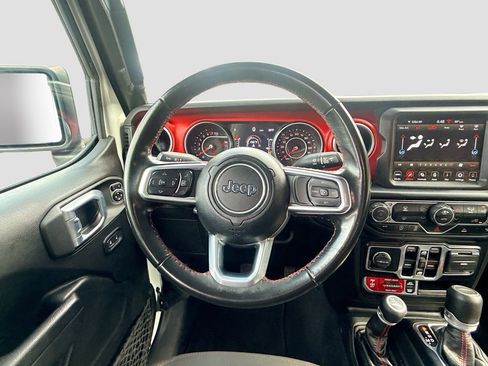 Used 2022 Jeep Gladiator Rubicon AWD/4WD image 12