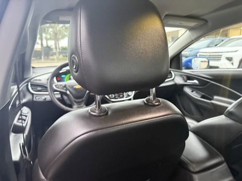 Used 2017 Chevrolet Volt Premier w/ Driver Confidence II Package image 32