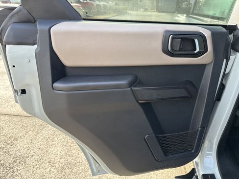 Used 2024 Ford Bronco Wildtrak image 24