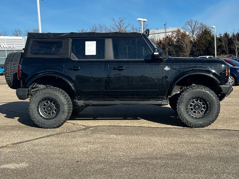 Used 2021 Ford Bronco Outer Banks image 4