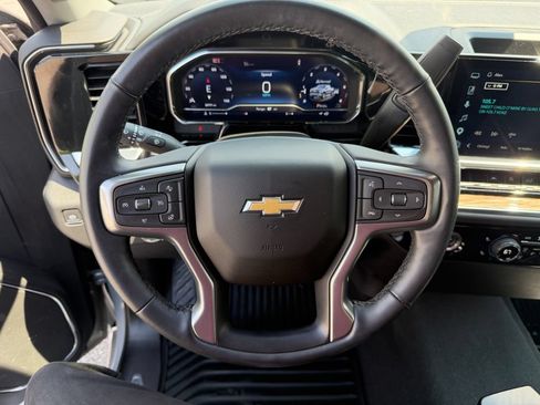 Used 2024 Chevrolet Silverado 1500 LT AWD/4WD image 26