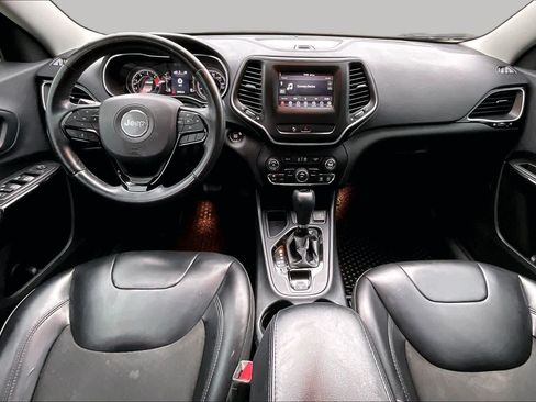 Used 2019 Jeep Cherokee Latitude Plus FWD image 15
