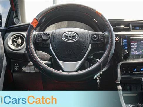 Used 2019 Toyota Corolla SE FWD image 19