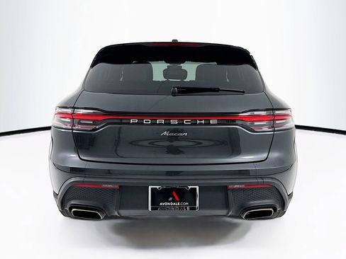 Certified 2023 Porsche Macan AWD/4WD image 6