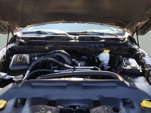 Used 2019 RAM 1500 Big Horn image 32