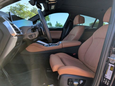 Used 2026 BMW X6 M60i AWD/4WD image 16