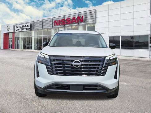 New 2026 Nissan Pathfinder SV FWD image 2