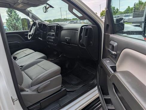 Used 2015 Chevrolet Silverado 3500 W/T AWD/4WD image 12