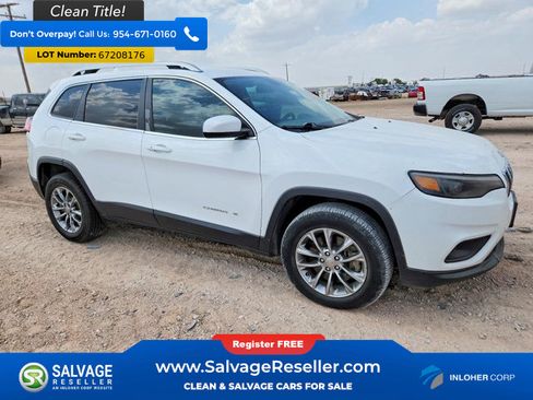 Used 2019 Jeep Cherokee Latitude Plus AWD/4WD image 5