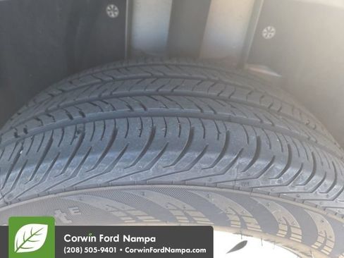 Used 2018 Ford Escape SEL AWD/4WD image 9