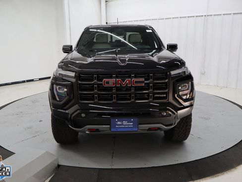 Used 2024 GMC Canyon AT4X AWD/4WD image 9