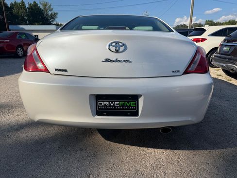 Used 2006 Toyota Solara SE FWD image 4