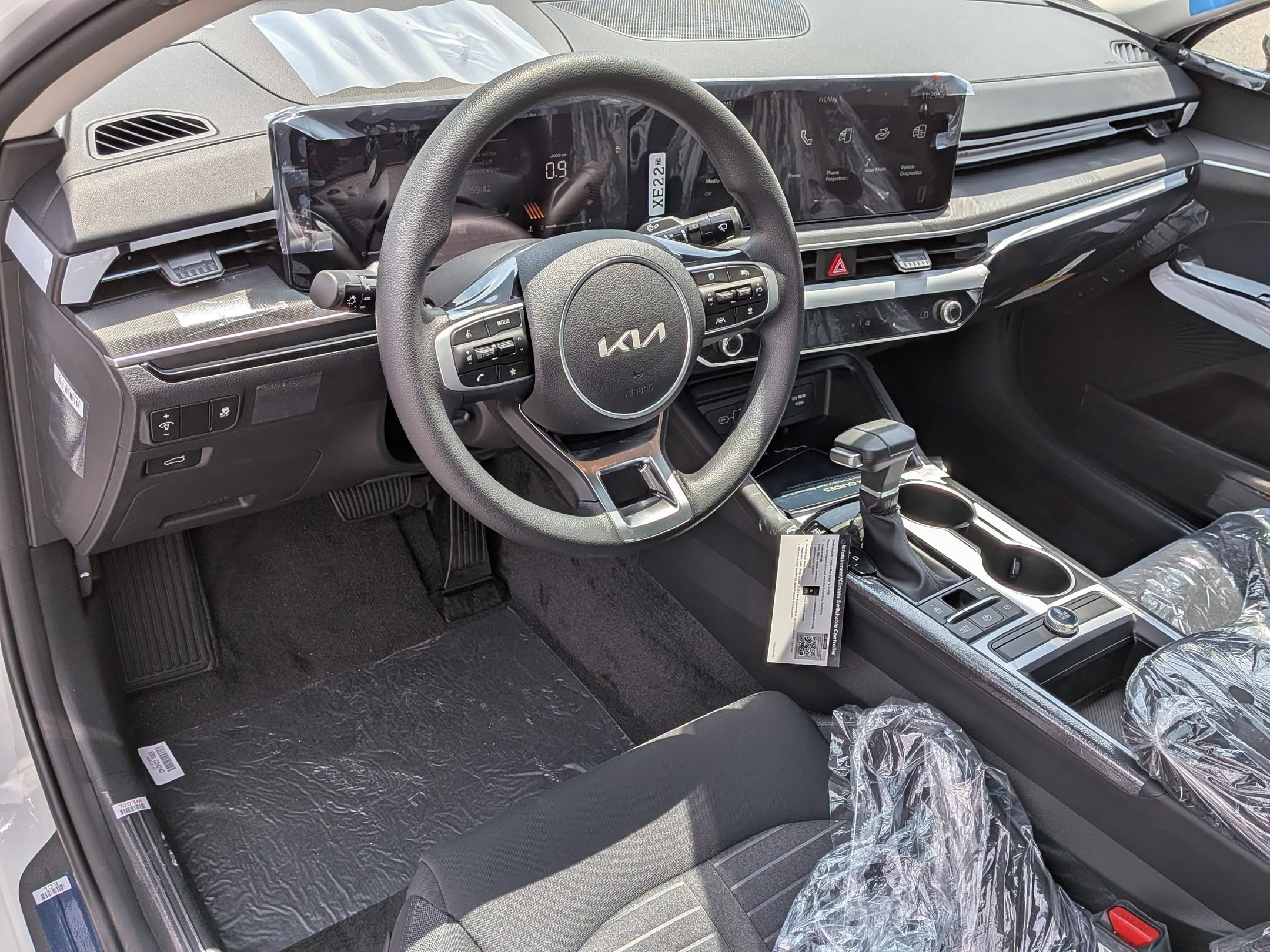 New 2026 Kia K5 LXS FWD image 16