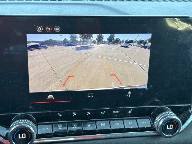 Used 2024 GMC Canyon Elevation w/ Convenience Package AWD/4WD image 17