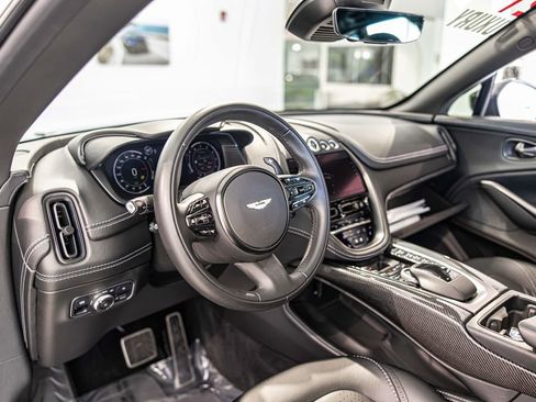 Used 2021 Aston Martin DBX AWD/4WD image 21