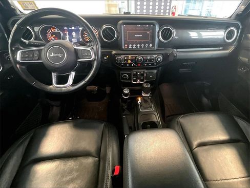 Used 2021 Jeep Wrangler Unlimited Sahara image 21