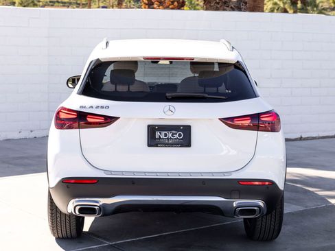 Used 2025 Mercedes-Benz GLA 250 image 9