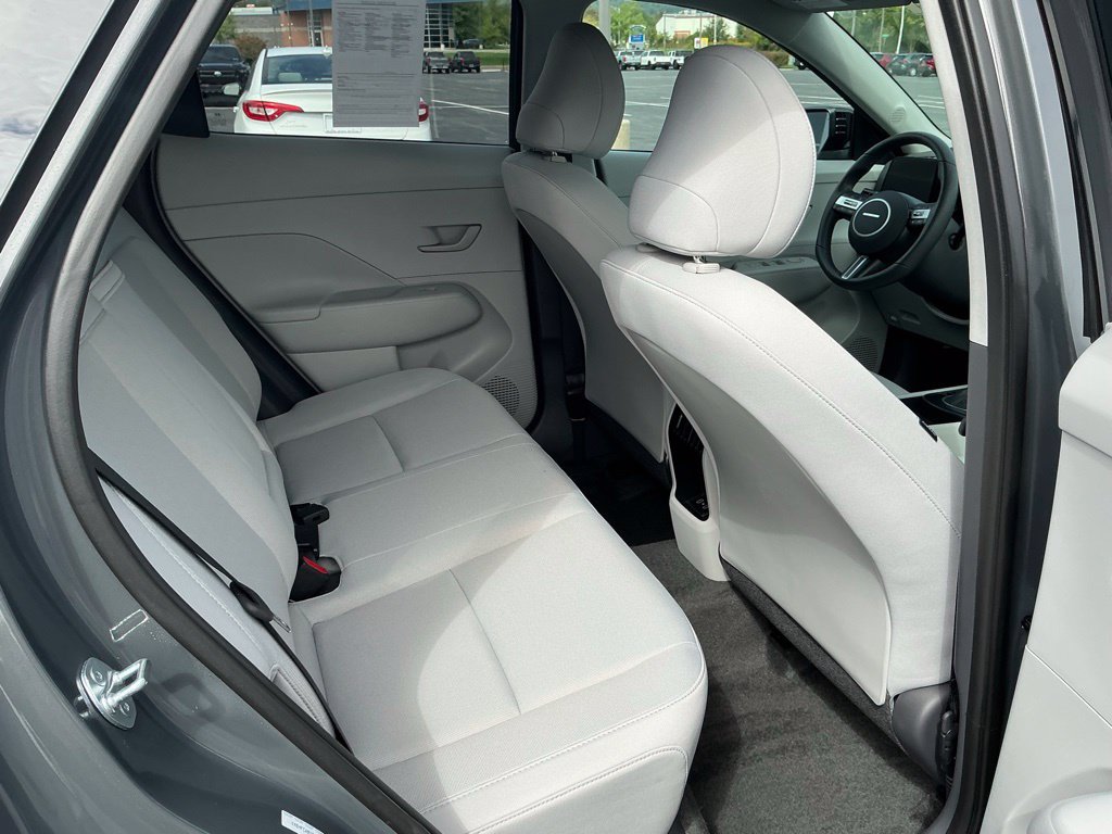 Certified 2026 Hyundai Kona SEL Sport AWD/4WD image 33